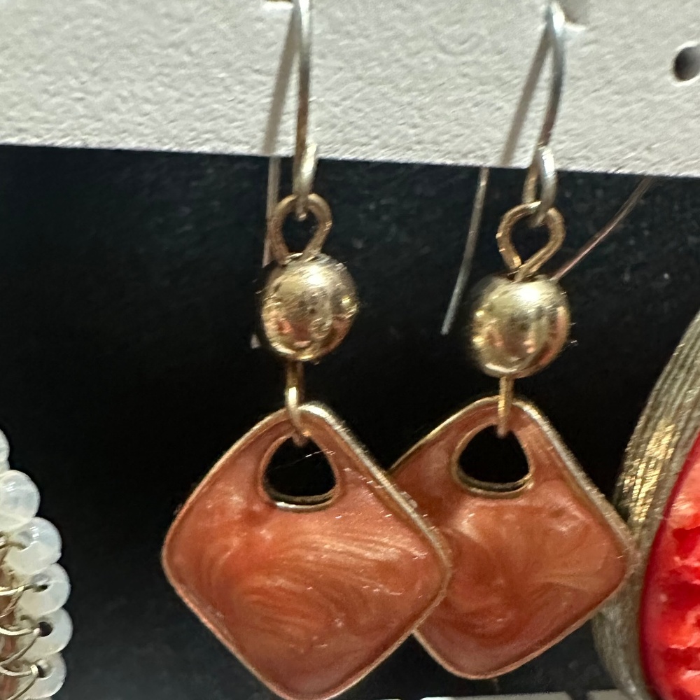 Vintage Coral colored earrings